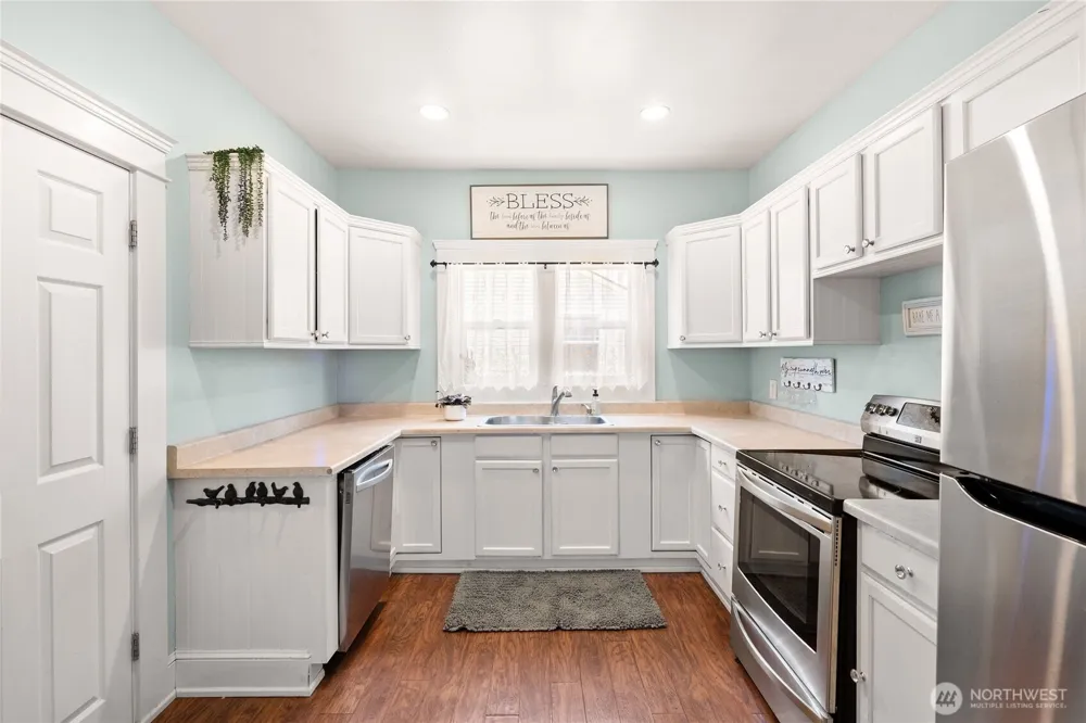 305 W 6th Street Aberdeen, WA 98520