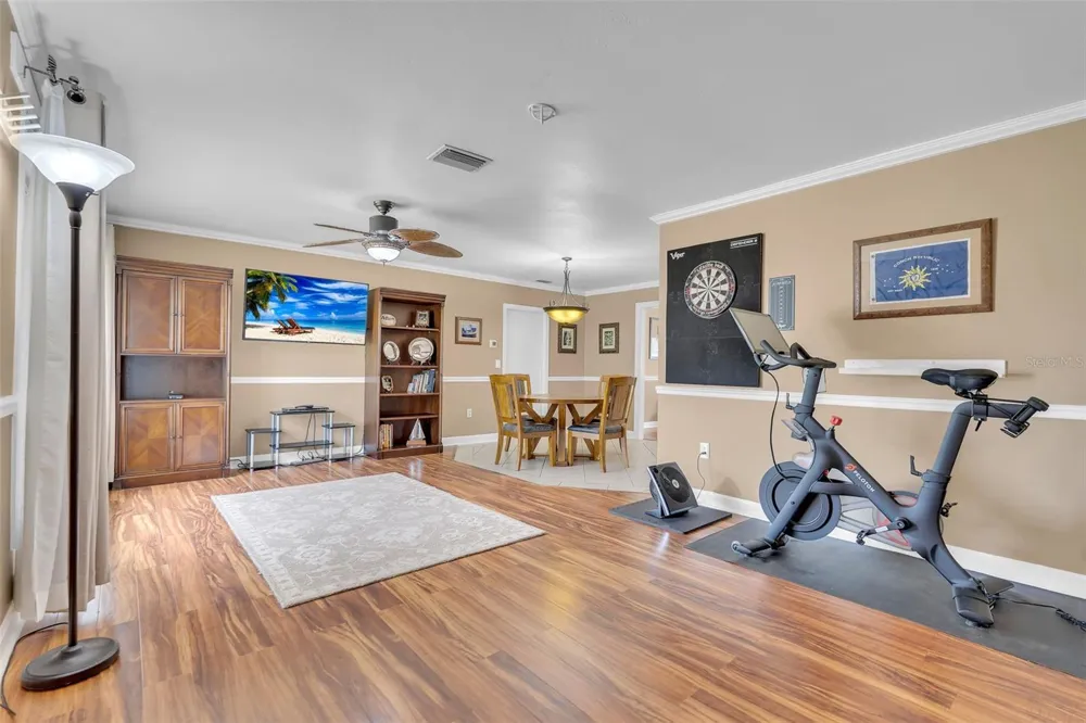 5210 36TH AVENUE CIRCLE W Bradenton, FL 34209