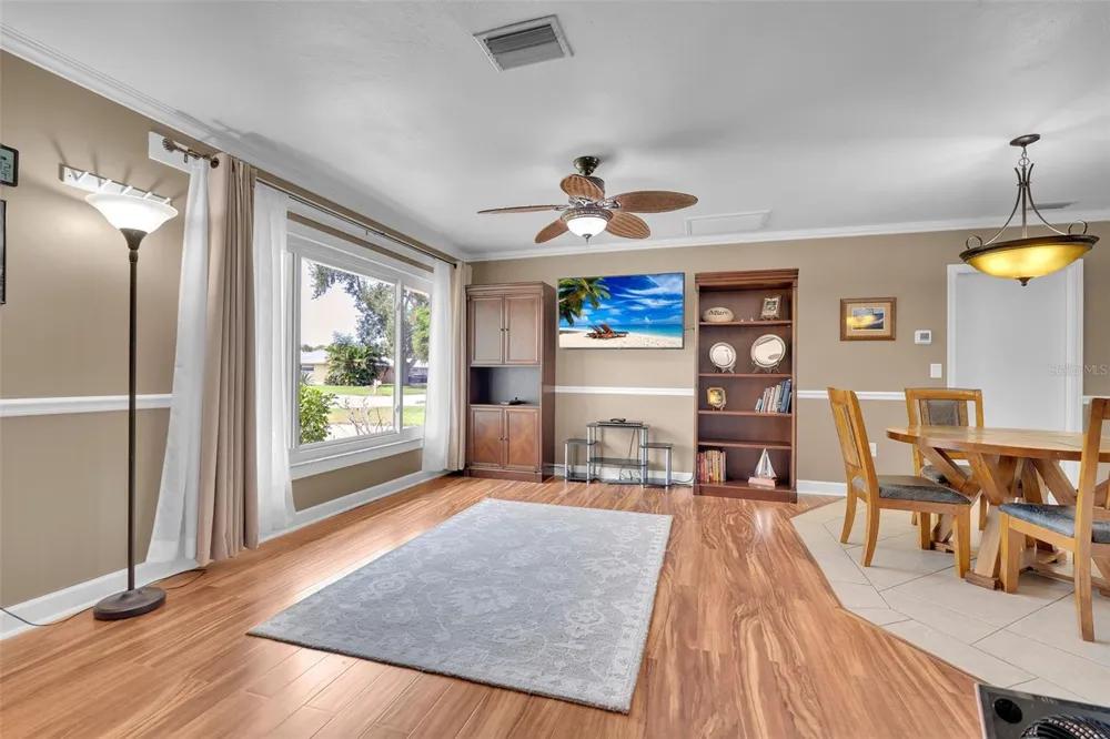 5210 36TH AVENUE CIRCLE W Bradenton, FL 34209