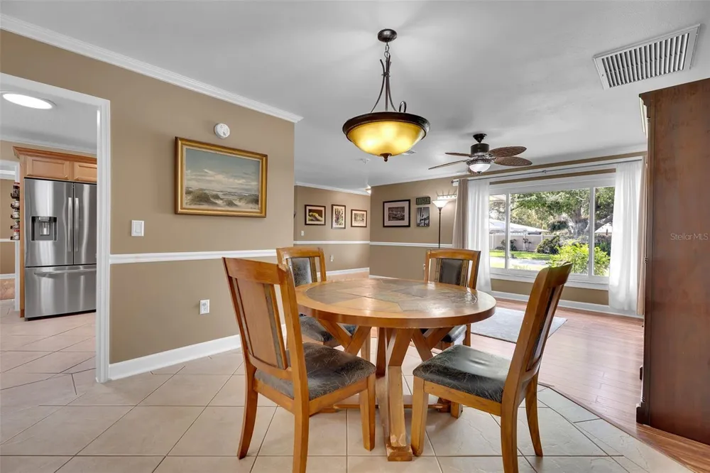 5210 36TH AVENUE CIRCLE W Bradenton, FL 34209