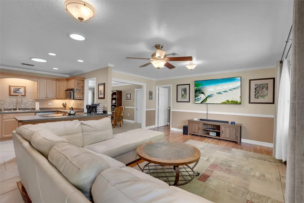 5210 36TH AVENUE CIRCLE W Bradenton, FL 34209