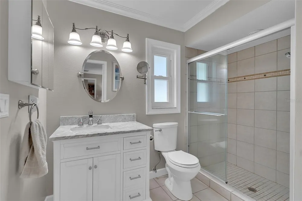 5210 36TH AVENUE CIRCLE W Bradenton, FL 34209
