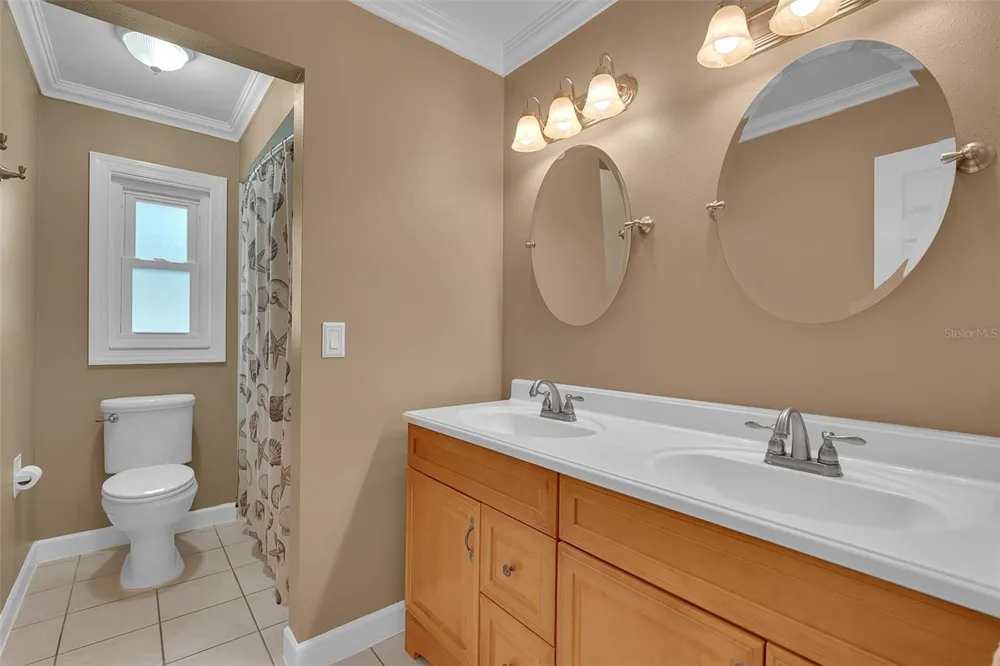 5210 36TH AVENUE CIRCLE W Bradenton, FL 34209