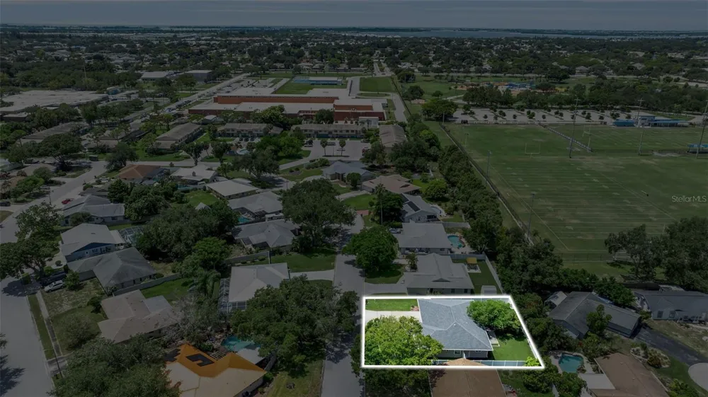 5210 36TH AVENUE CIRCLE W Bradenton, FL 34209