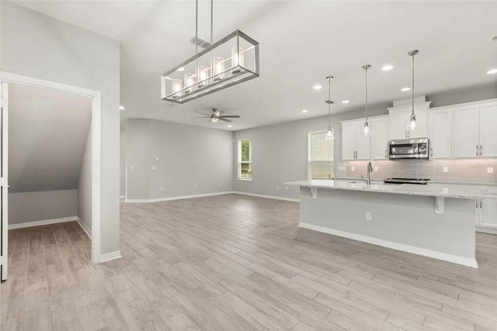 640 BAYERN LANE Debary, FL 32713