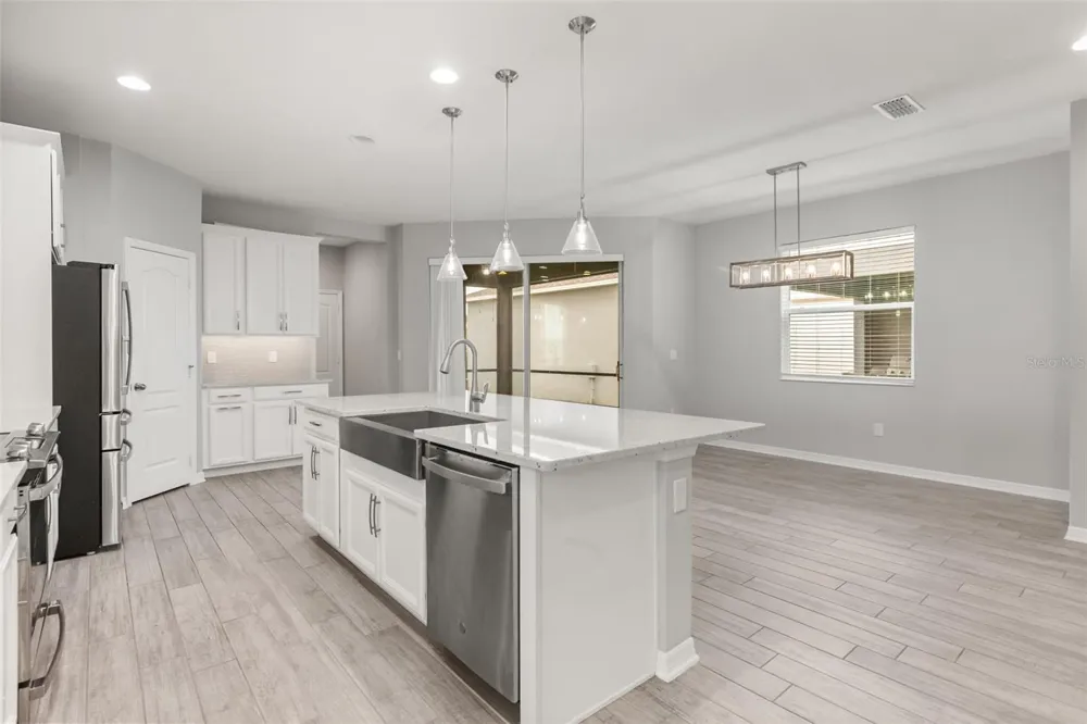 640 BAYERN LANE Debary, FL 32713