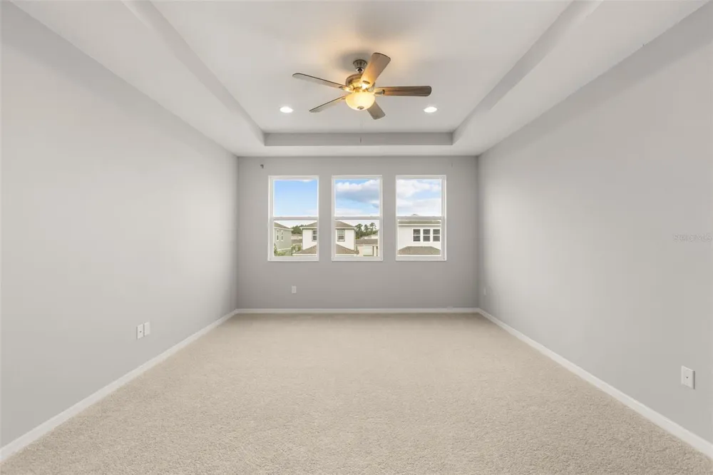 640 BAYERN LANE Debary, FL 32713