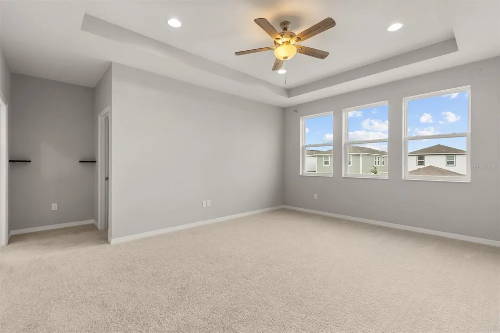 640 BAYERN LANE Debary, FL 32713