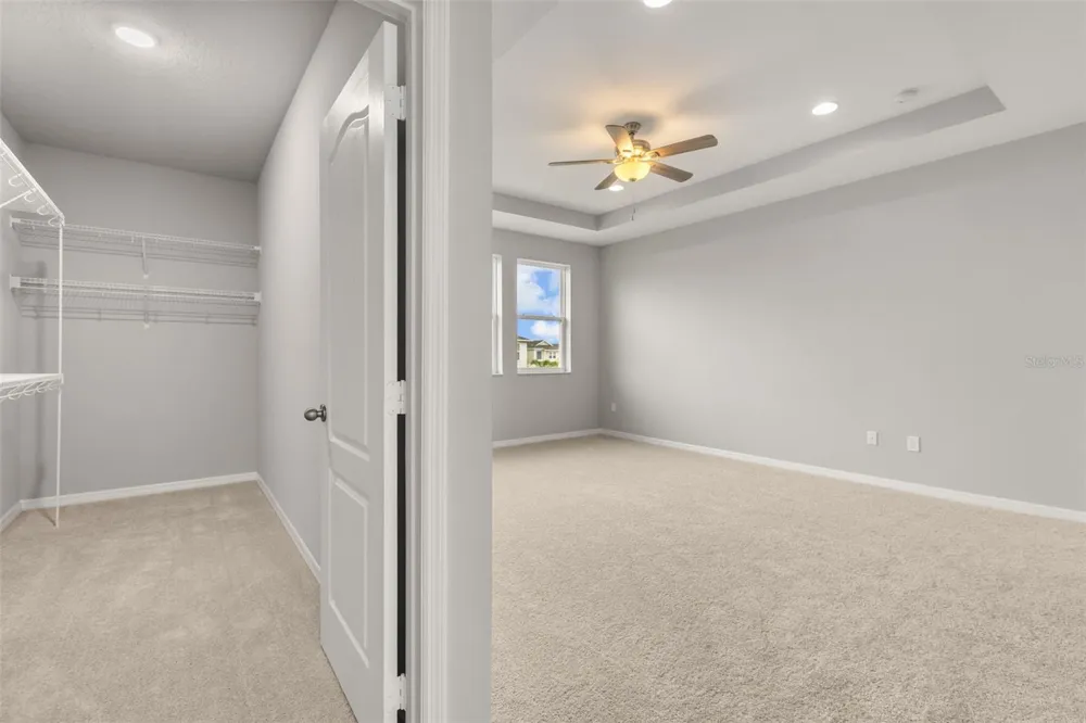 640 BAYERN LANE Debary, FL 32713