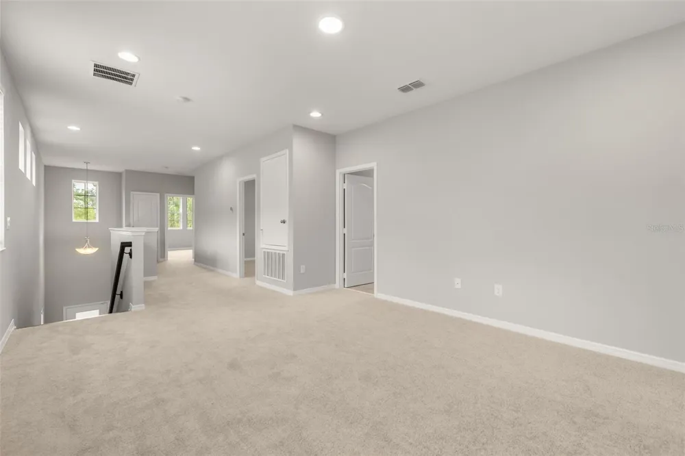 640 BAYERN LANE Debary, FL 32713