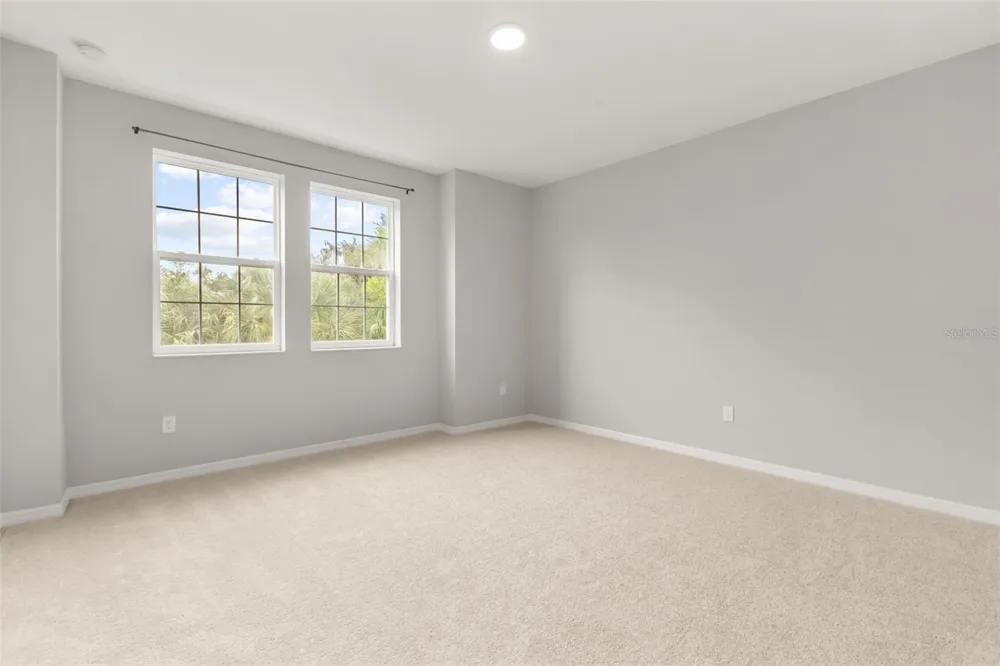 640 BAYERN LANE Debary, FL 32713