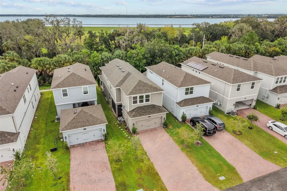 640 BAYERN LANE Debary, FL 32713