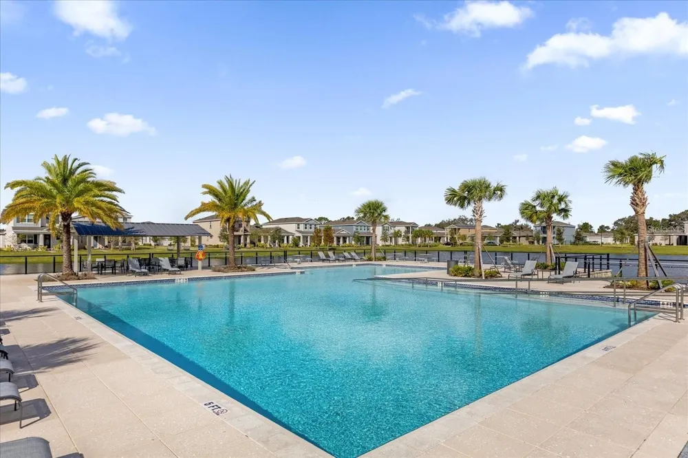 640 BAYERN LANE Debary, FL 32713