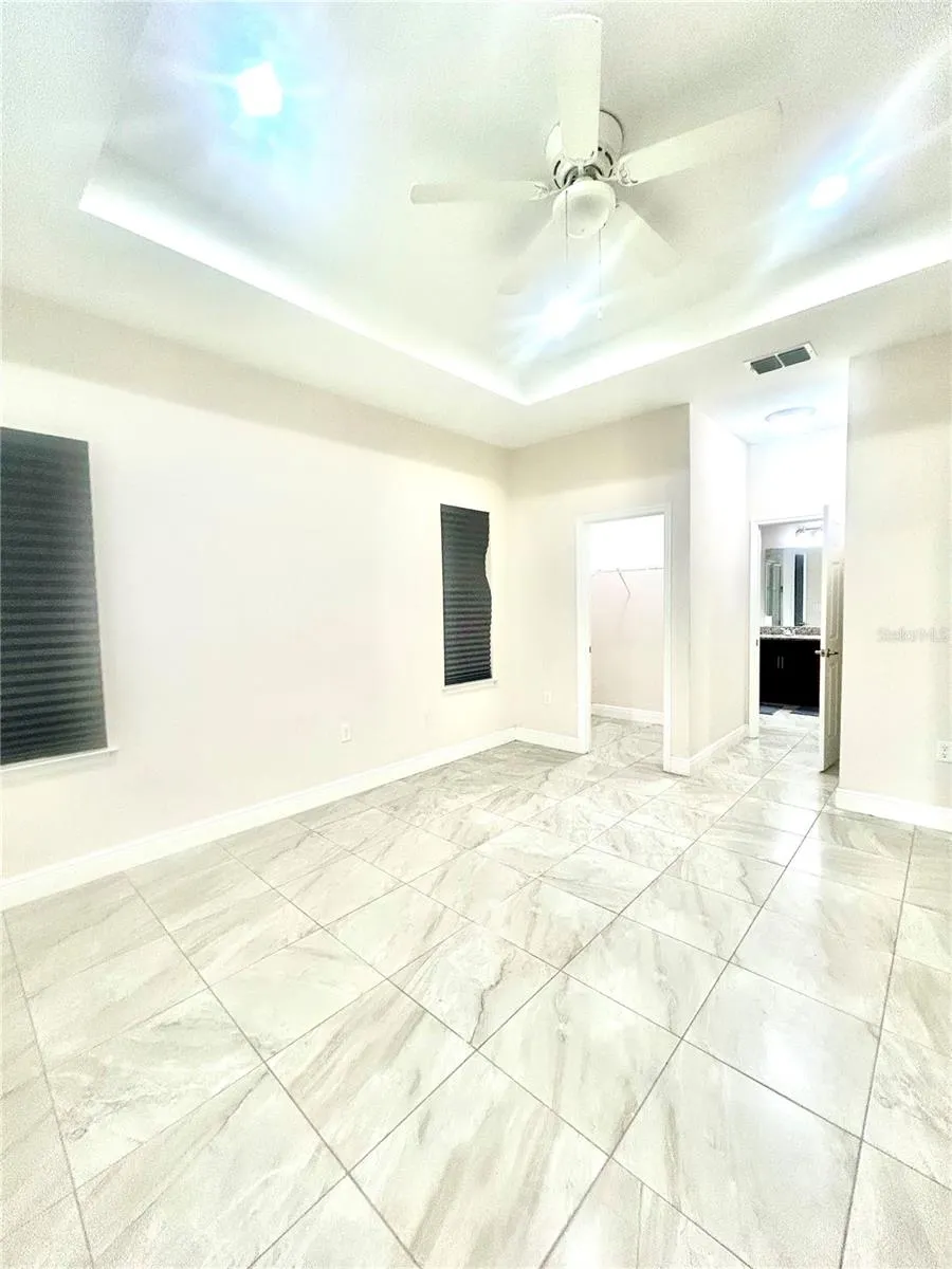 586 GERALDINE DRIVE Deltona, FL 32725