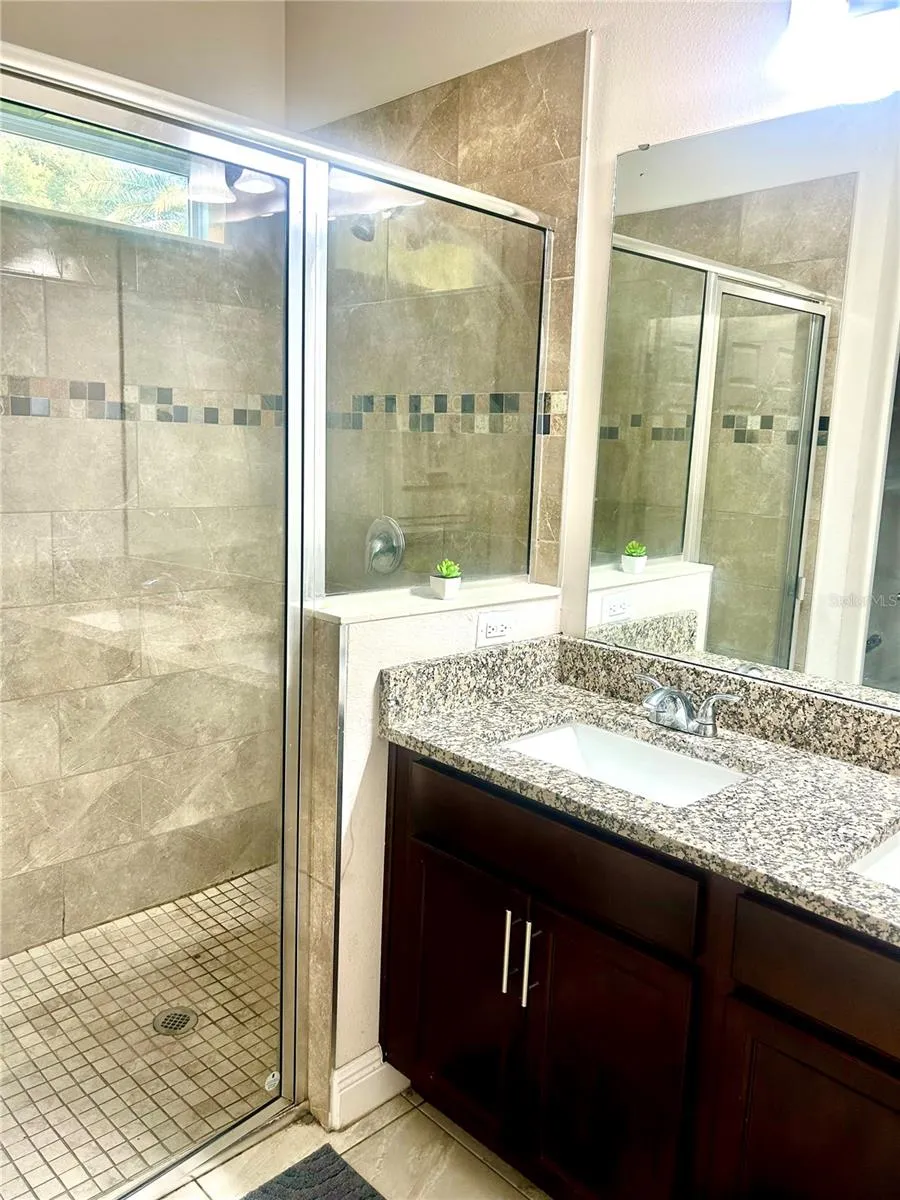 586 GERALDINE DRIVE Deltona, FL 32725