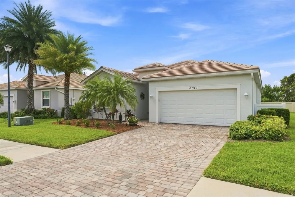 6199 GRAND CYPRESS BOULEVARD North Port, FL 34287