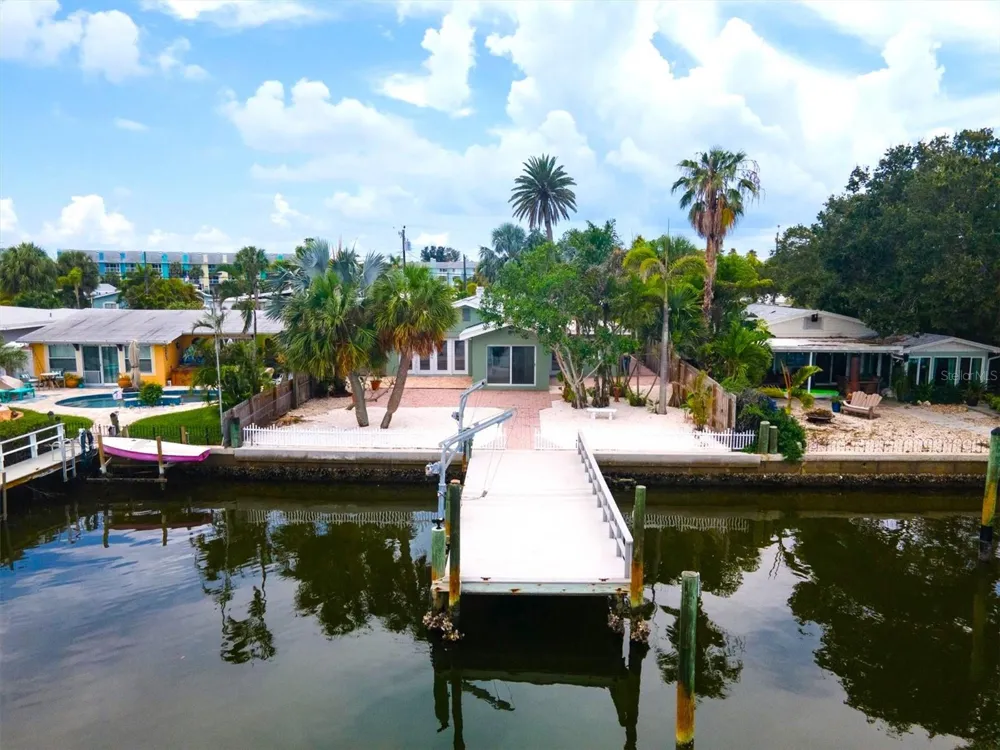 314 BAHIA VISTA DRIVE Indian Rocks Beach, FL 33785