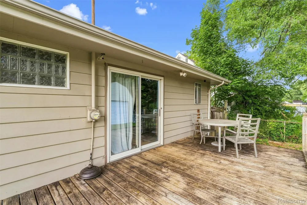 3202 McClure Avenue Flint City, MI 48506