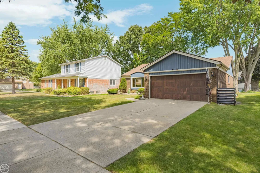 40142 Capitol Drive Sterling Heights City, MI 48313