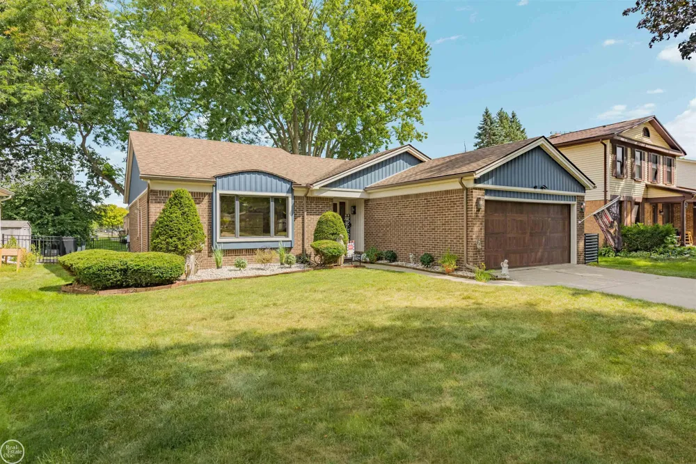 40142 Capitol Drive Sterling Heights City, MI 48313