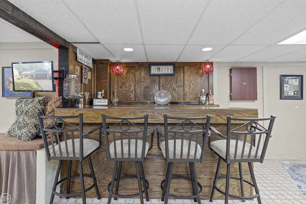 40142 Capitol Drive Sterling Heights City, MI 48313