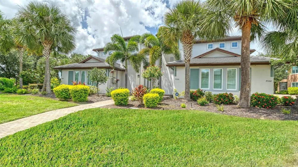 7552 DIVOT LOOP Bradenton, FL 34202