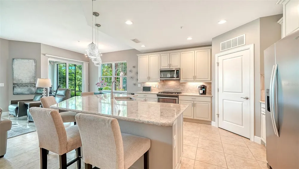 7552 DIVOT LOOP Bradenton, FL 34202