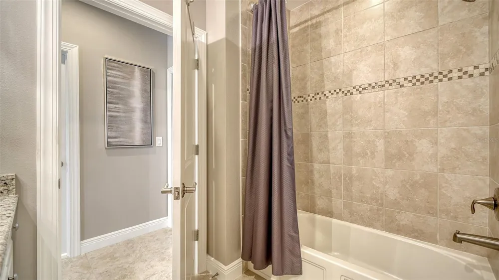 7552 DIVOT LOOP Bradenton, FL 34202