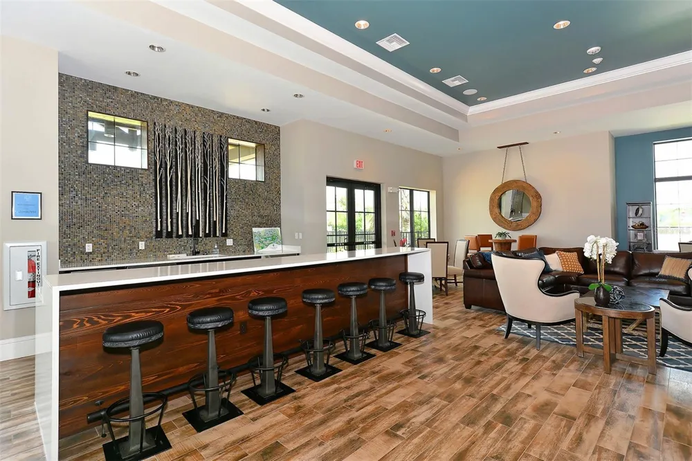 7552 DIVOT LOOP Bradenton, FL 34202