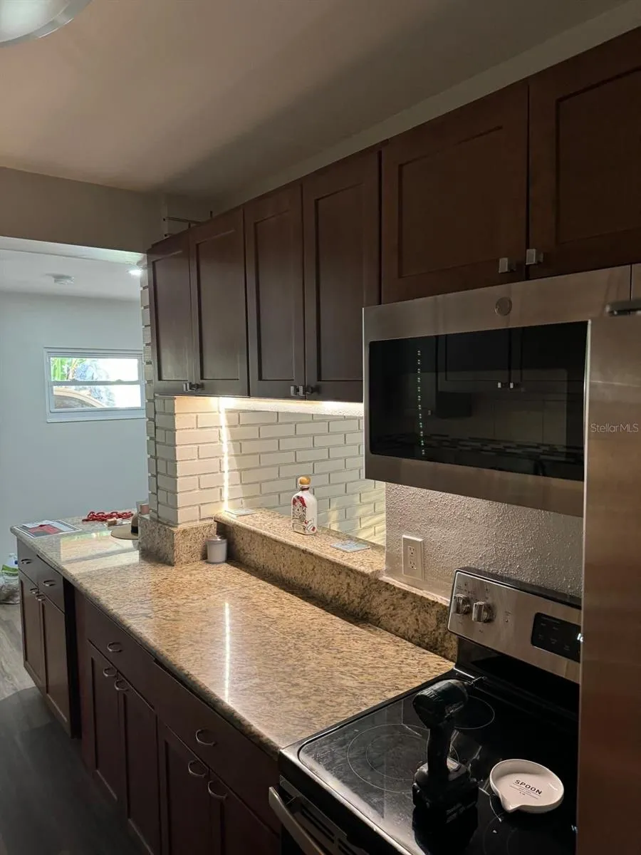 5608 GATEWAY DRIVE Tampa, FL 33615