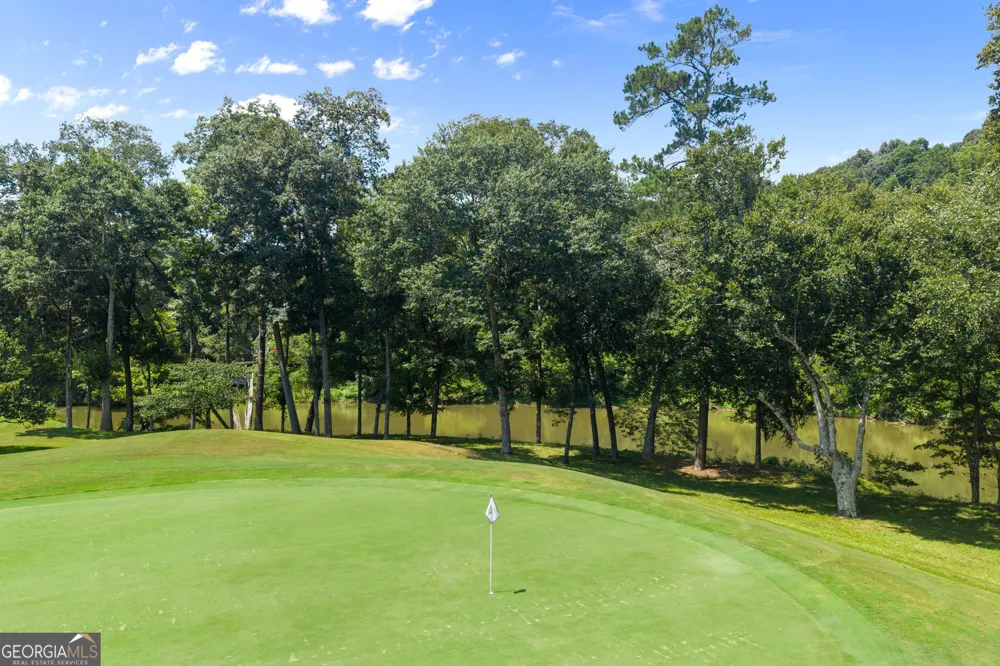 255 Tenth Fairway Roswell, GA 30076