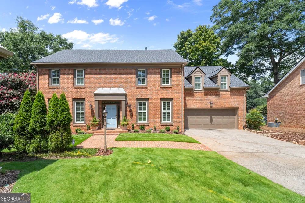 255 Tenth Fairway Roswell, GA 30076