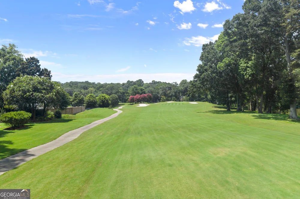 255 Tenth Fairway Roswell, GA 30076
