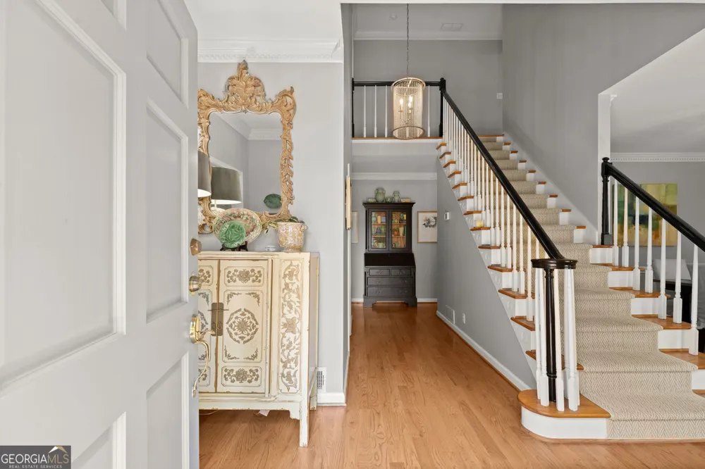 255 Tenth Fairway Roswell, GA 30076