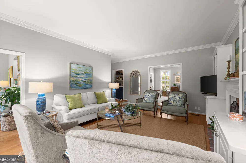 255 Tenth Fairway Roswell, GA 30076