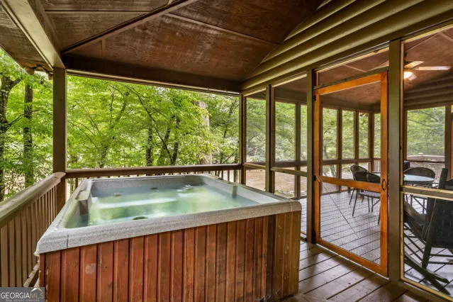 110 Novena CT Ellijay, GA 30540