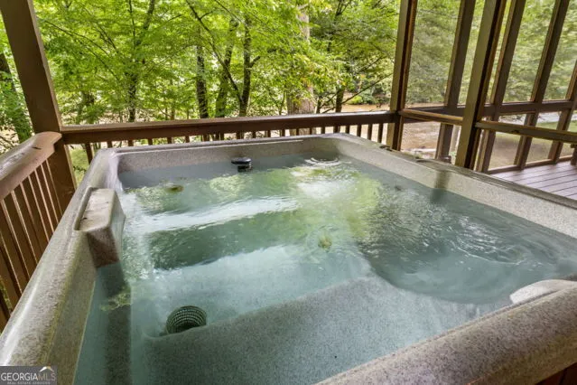 110 Novena CT Ellijay, GA 30540