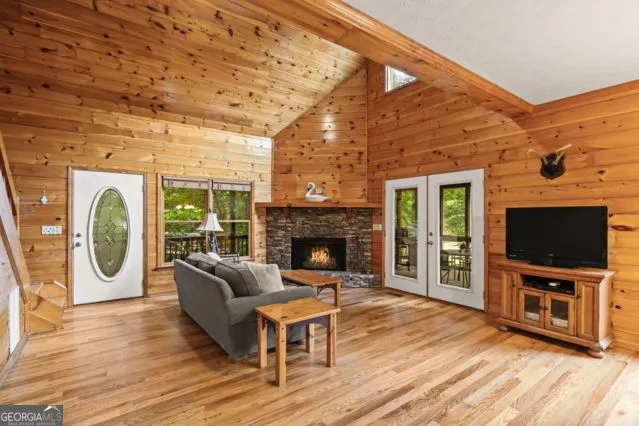 110 Novena CT Ellijay, GA 30540