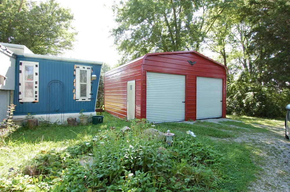 22 E State Road 38 Sheridan, IN 46069