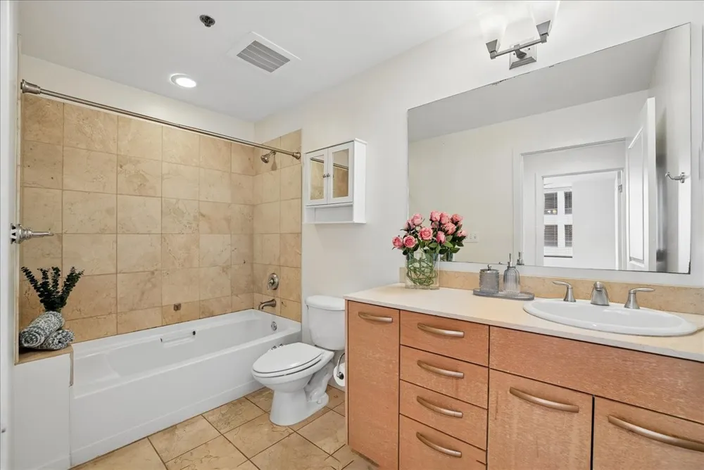 1200 MAIN STREET #2108 Dallas, TX 75202