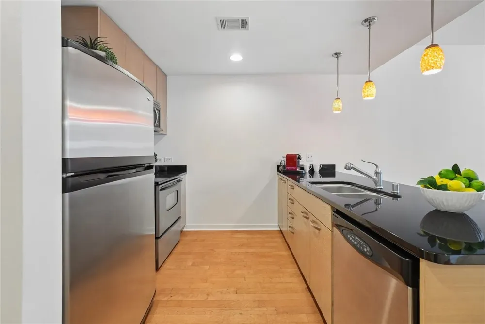 1200 MAIN STREET #2108 Dallas, TX 75202