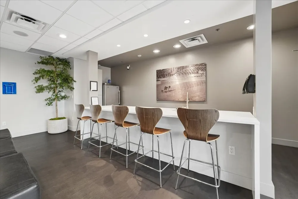 1200 MAIN STREET #2108 Dallas, TX 75202