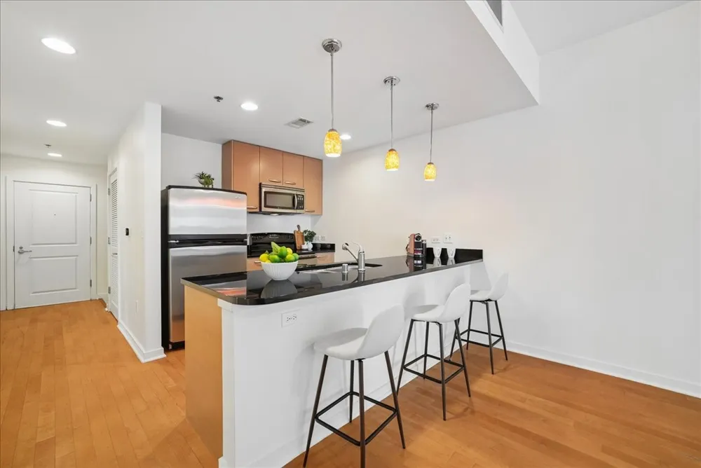 1200 MAIN STREET #2108 Dallas, TX 75202