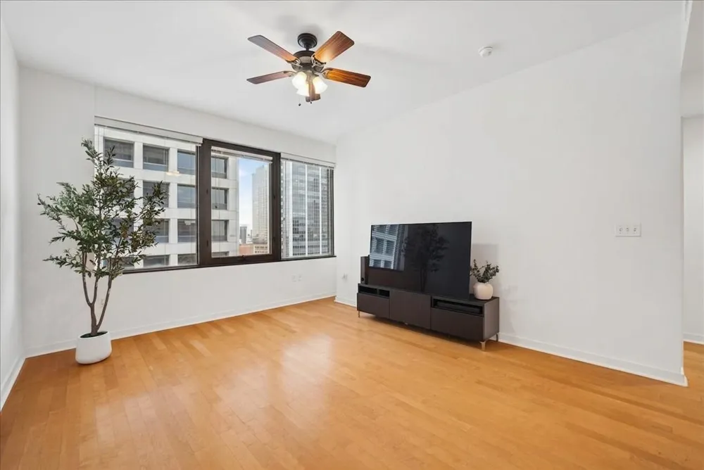 1200 MAIN STREET #2108 Dallas, TX 75202