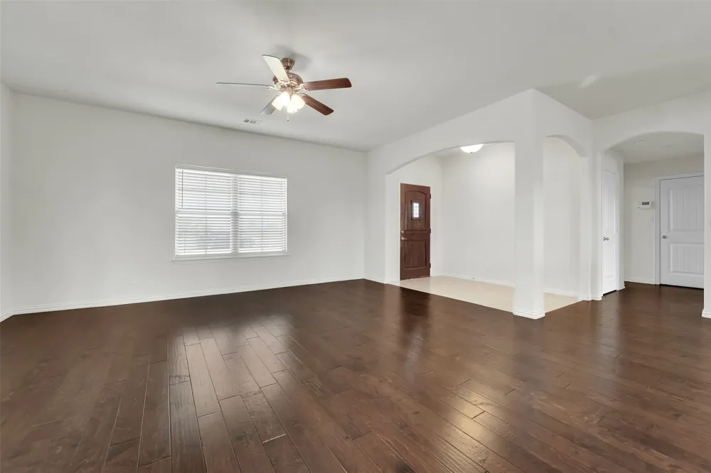 6335 Brookcrest Godley, TX 76044