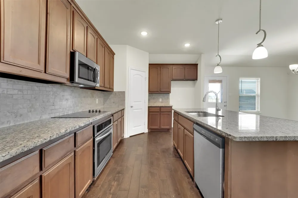 6335 Brookcrest Godley, TX 76044