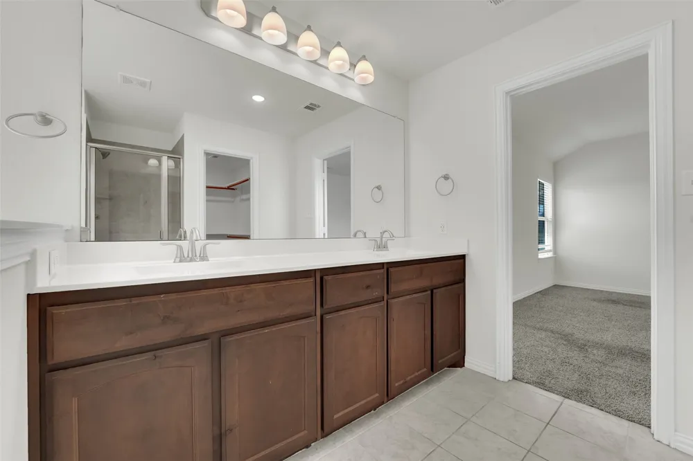 6335 Brookcrest Godley, TX 76044