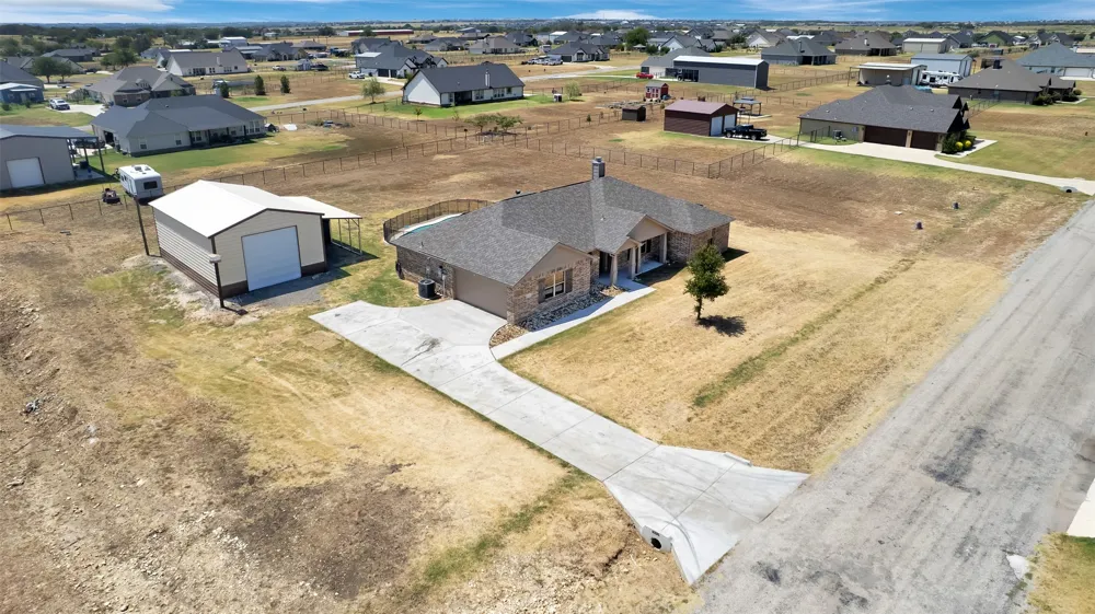 6335 Brookcrest Godley, TX 76044
