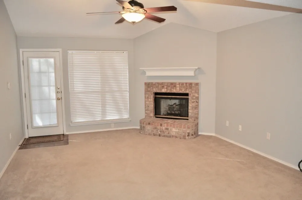 229 Lancelot Drive Weatherford, TX 76086