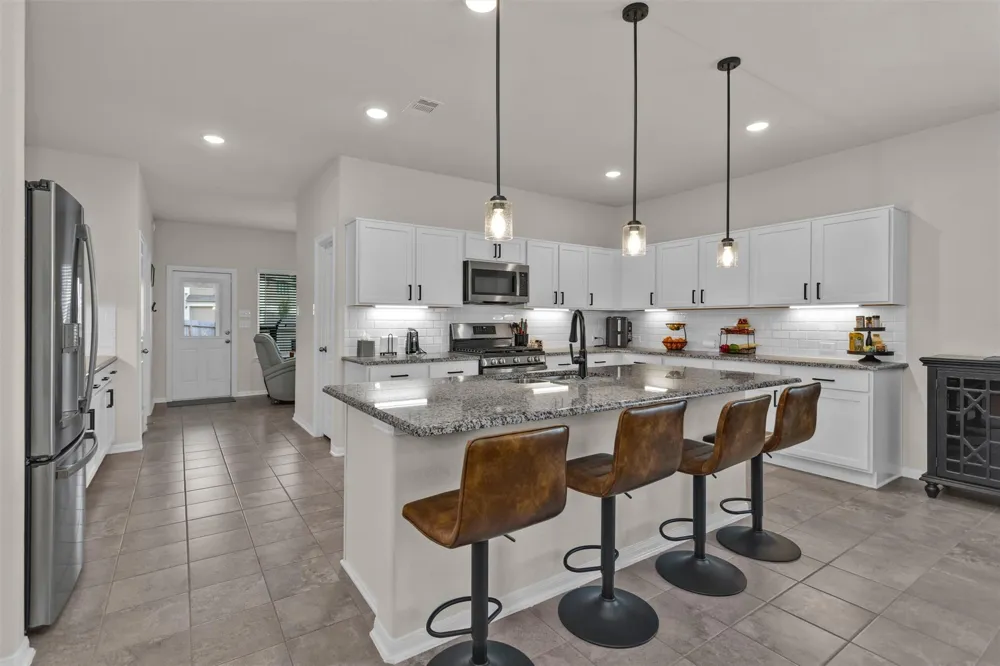 30408 Crystal Stream Lane Magnolia, TX 77355